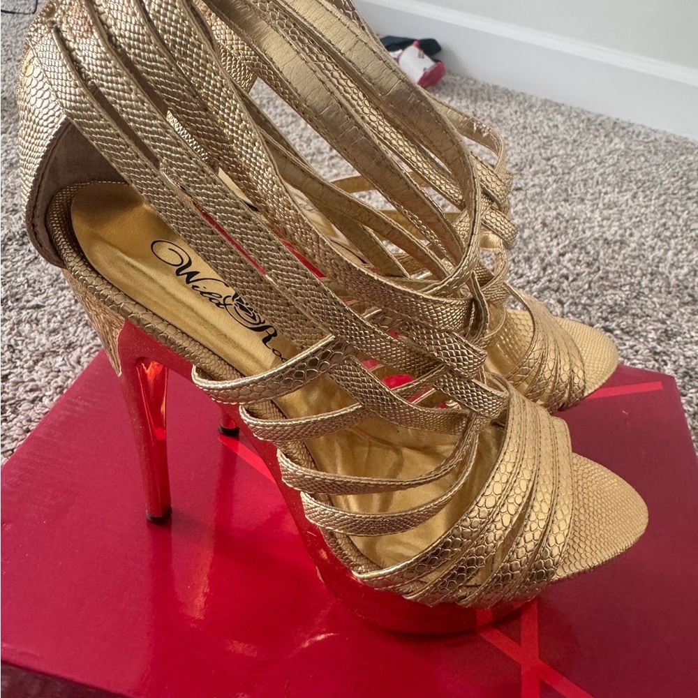 Wild Rose Gold Heels Elegant Strappy Design